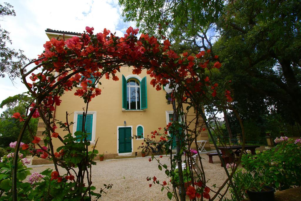 Villa Teresa Porto Azzurro Exterior photo
